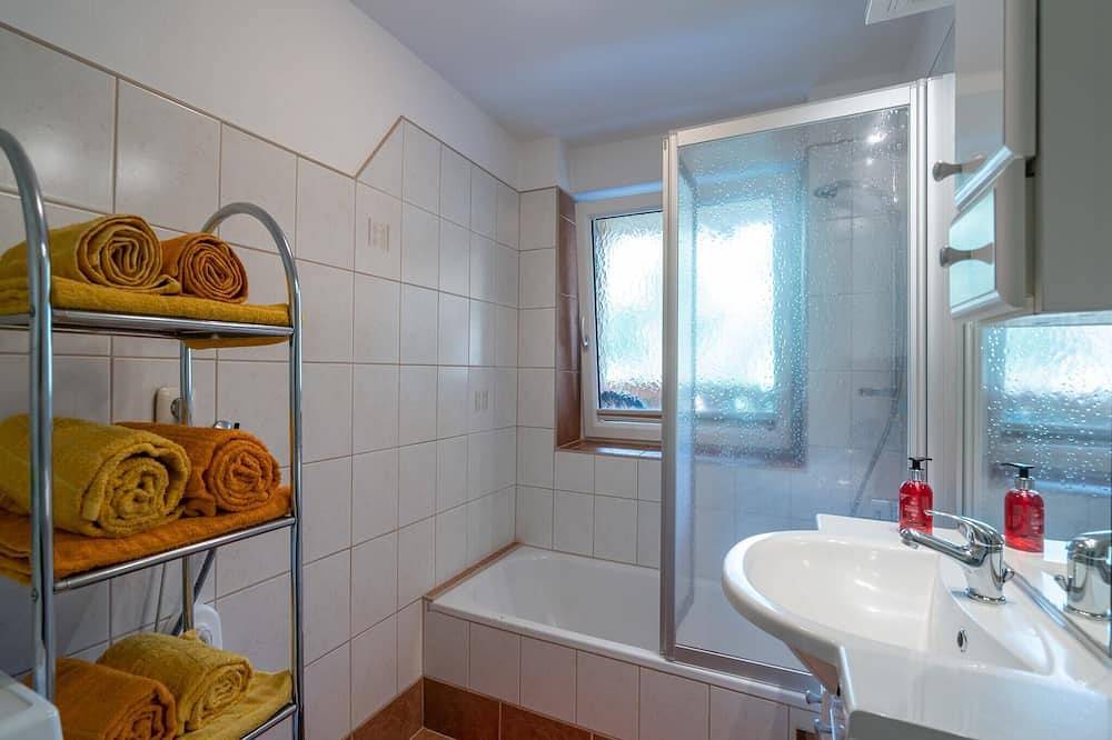 Ganze Wohnung, Ferienwohnung mit Bergblick in Piesendorf, Pinzgau