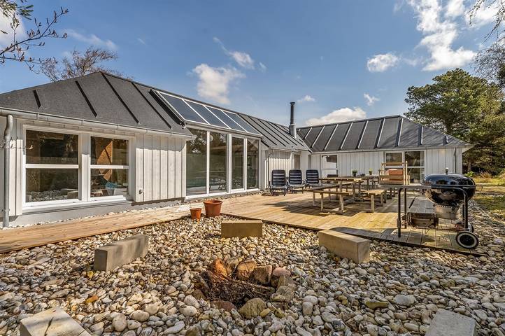 Ferienhaus für 9 Personen, mit Terrasse und Sauna in Jammerbugt