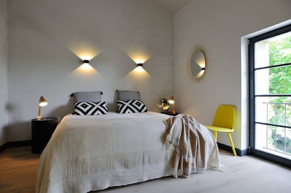 Domaine de l'Odylée, en el corazón de los viñedos, ideal para reuniones familiares, seminarios. in Violès, Vaucluse