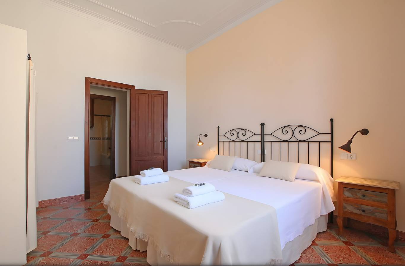 Rural House 'Son Rossinyol Nou - 8 Guests' with Mountain View, Private Pool and Wi-Fi in Campos, South Majorca