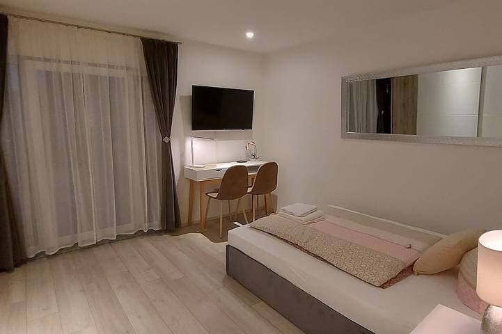 Ferienwohnung für 2 Personen, mit Terrasse