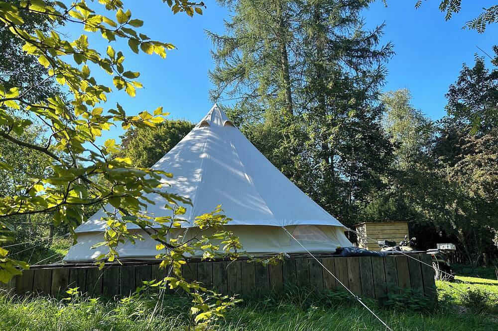A comfortable bivouac in the heart of nature. The perfect stopover for hikers. in Redu, Libin