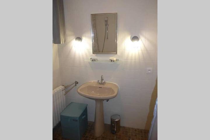 Gîte pour 6 personnes, avec vue et terrasse, animaux acceptés à Lutzelbourg - 2