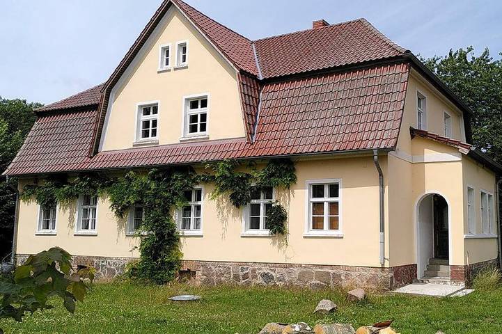 Ferienwohnung für 2 Personen, mit Terrasse und Garten in Rubkow