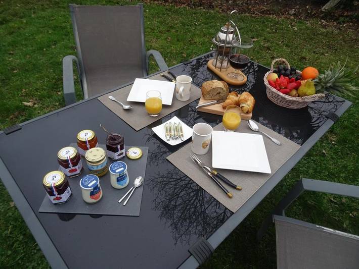 Maison d’hôte pour 2 personnes, avec vue et jardin ainsi que piscine et terrasse, animaux acceptés dans les Alpes-de-Haute-Provence - 2