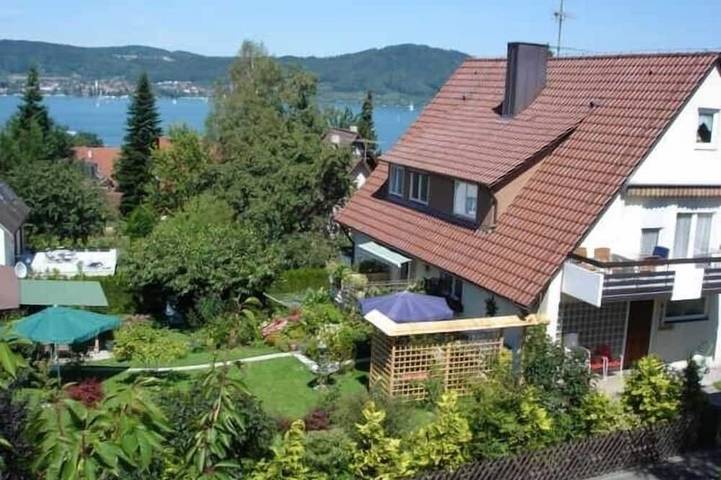Ferienwohnung für 6 Personen, mit Balkon und Garten in Bodman-Ludwigshafen