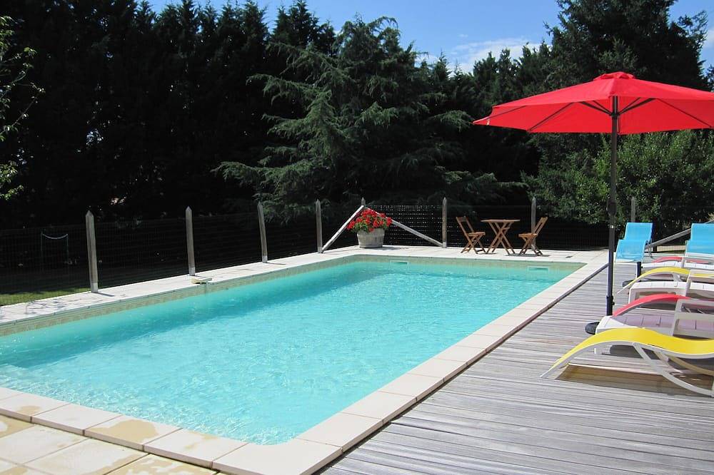 Casa con piscina en 3000 M² de terreno vallado en Périgord Mauzac in Mauzac-et-Grand-Castang, Périgord Pourpre