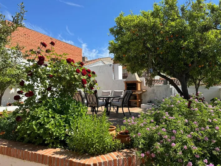 Apartamento de vacaciones para 6 personas, con jardín y vistas - 1