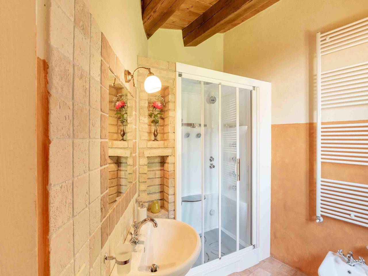 Relaxing Retreat in Le Marche in Monte San Martino, Macerata Province