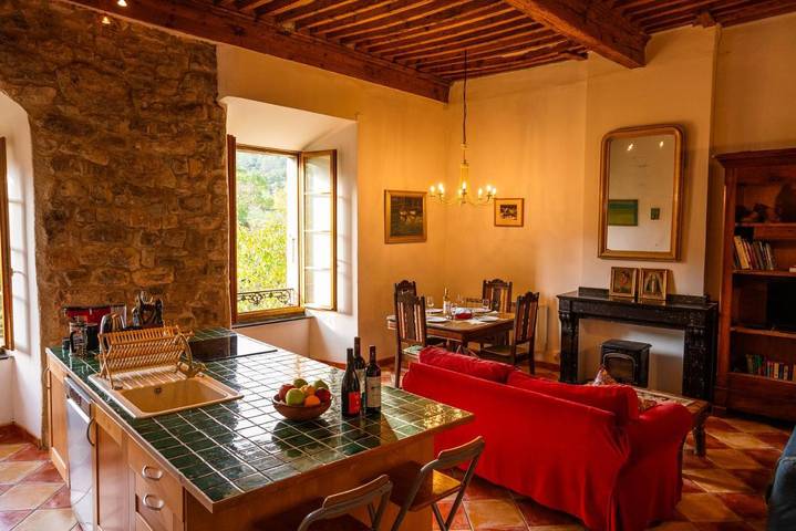 Location de vacances pour 5 personnes, avec Terrasse et Jardin ainsi que Vue sur le lac et Vue à Lagrasse