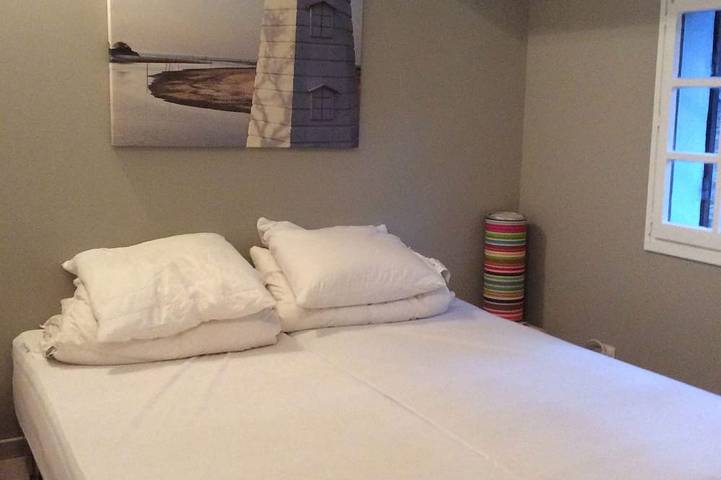 Belle villa surplombant le lac, près des plages, piscine privée, pour 10 in Lac de Lacanau, Lacanau
