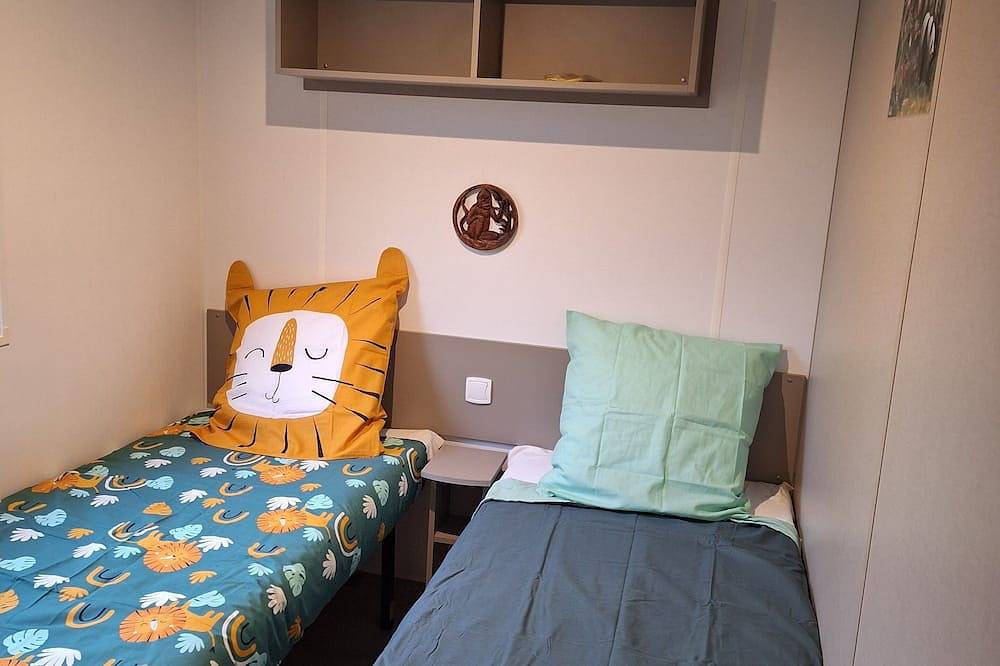 Mobilhome 2 chbs 32m2 camping 4*piscine, aux portes des chateaux, zoo de Beauval in Onzain, Région de Blois