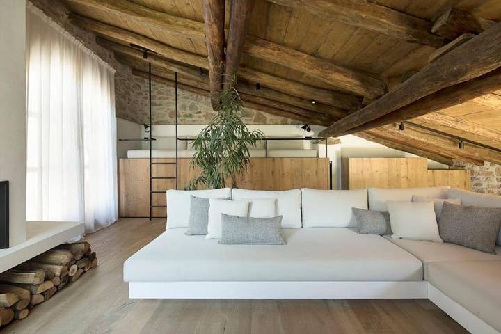 Casa rural para 4 personas, con Balcón y Terraza además de Jardín y Vistas en Vilallonga de Ter