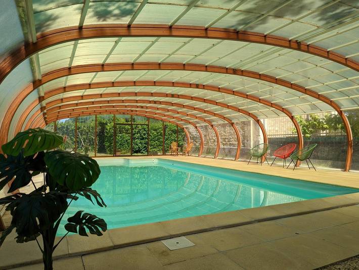Gîte pour 2 personnes, avec Terrasse ainsi que Jardin et Piscine en Charente - 3