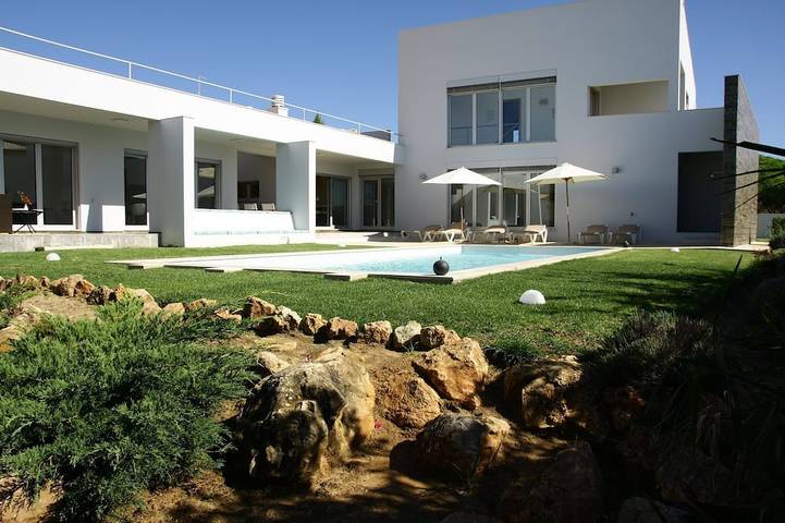 Villa for 8 people, with garden in Galé