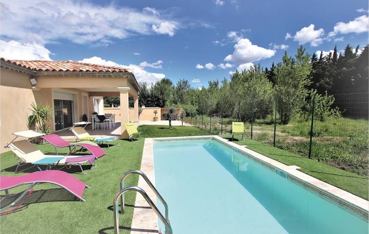 Location de vacances pour 6 personnes, avec terrasse et piscine, animaux acceptés à Monteux - 3