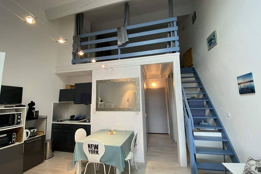 Ganze Wohnung, Wohnung mit Terrasse, Parkplatz und Hafenblick in Capbreton in Capbreton, Côte d’Argent
