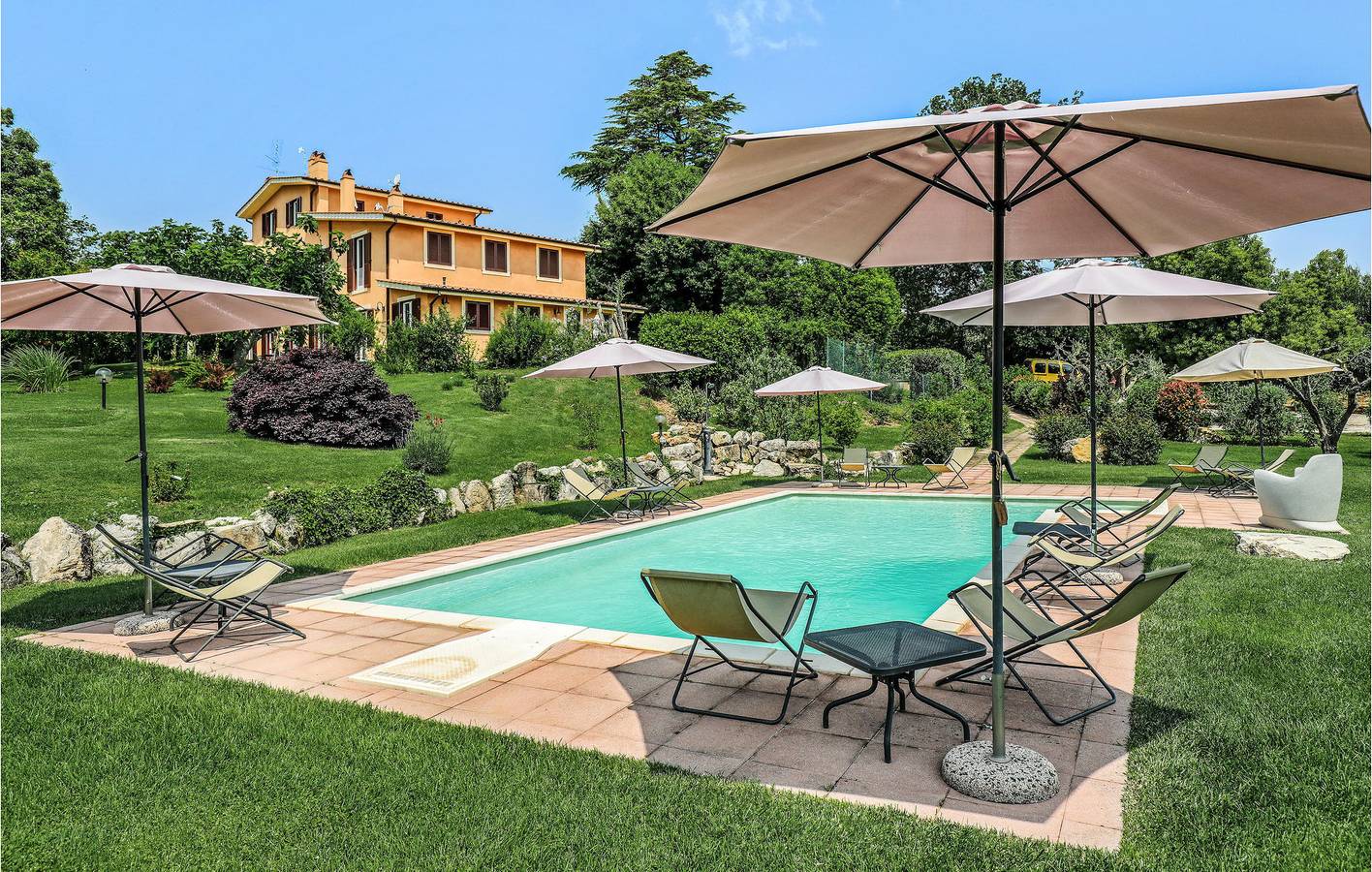Ganze Ferienwohnung, Ferienwohnung für 4 Personen mit Pool in Capranica, Viterbo Provinz