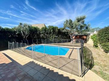 Villa pour 6 personnes, avec terrasse ainsi que piscine et vue, animaux acceptés en Camargue