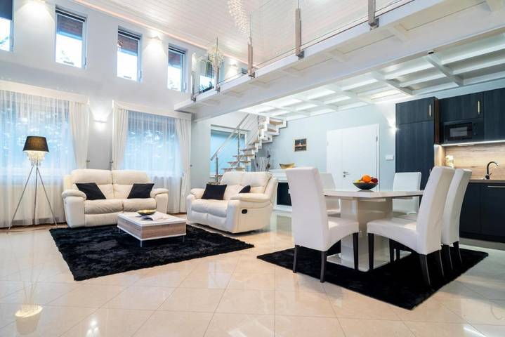 Ferienwohnung für 6 Personen, mit Garten und Pool sowie Whirlpool und Sauna - 1