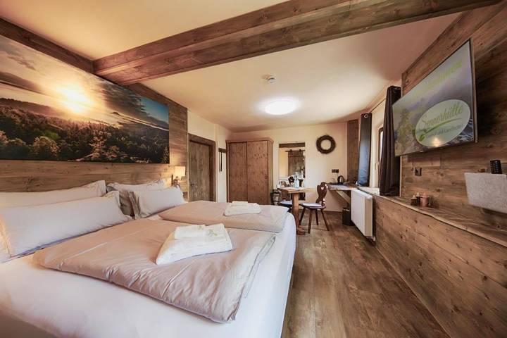 Hotel für 2 Personen, mit Terrasse und Garten sowie Sauna in Gohrisch