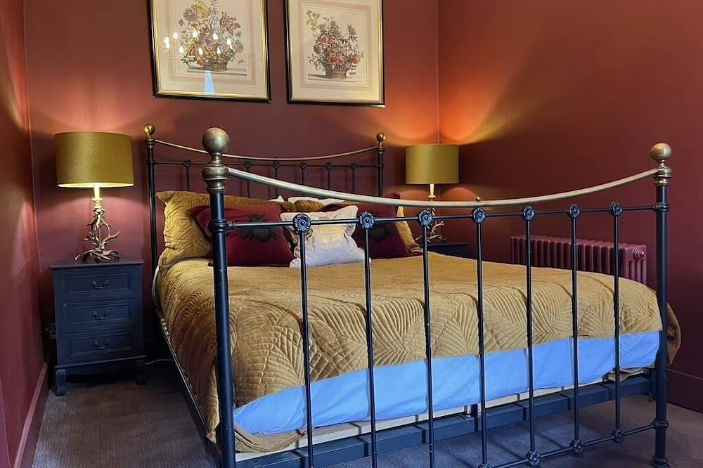 Entire apartment, Luxury apartment with free parking in the 4th coolest neighbourhood in the world in Leith, Edinburgh