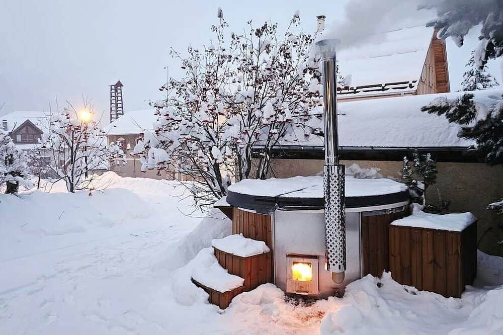 Pied du Col, Jacuzzi, Sauna, Billard, Babyfoot, in Arvieux, Queyras