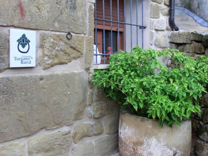 Location de vacances pour 10 personnes, avec vue et jardin, animaux acceptés à Murillo de Gállego - 2