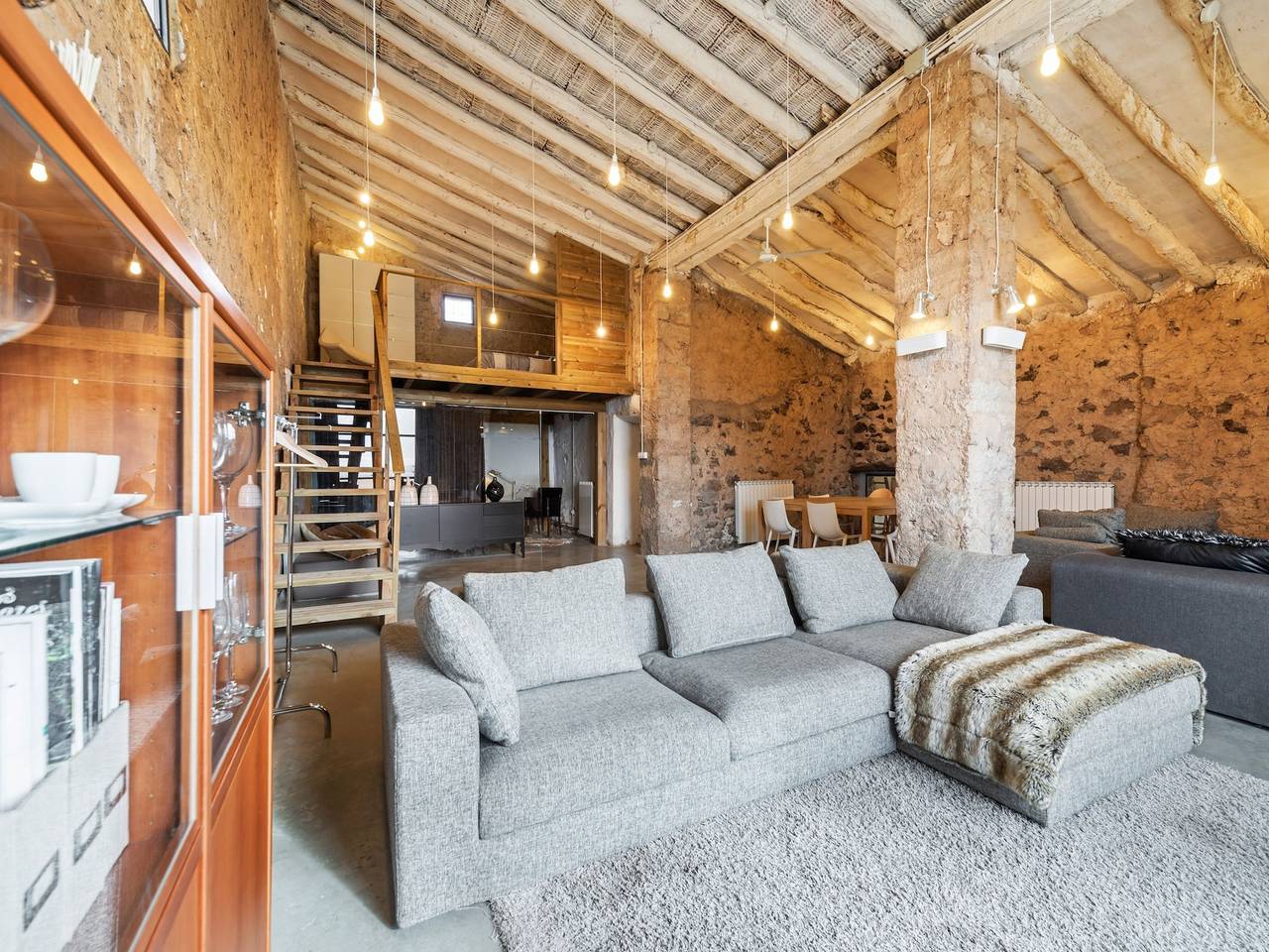 Rustic Cottage in Fraga with Private Garden in Fraga, Huesca Provinz