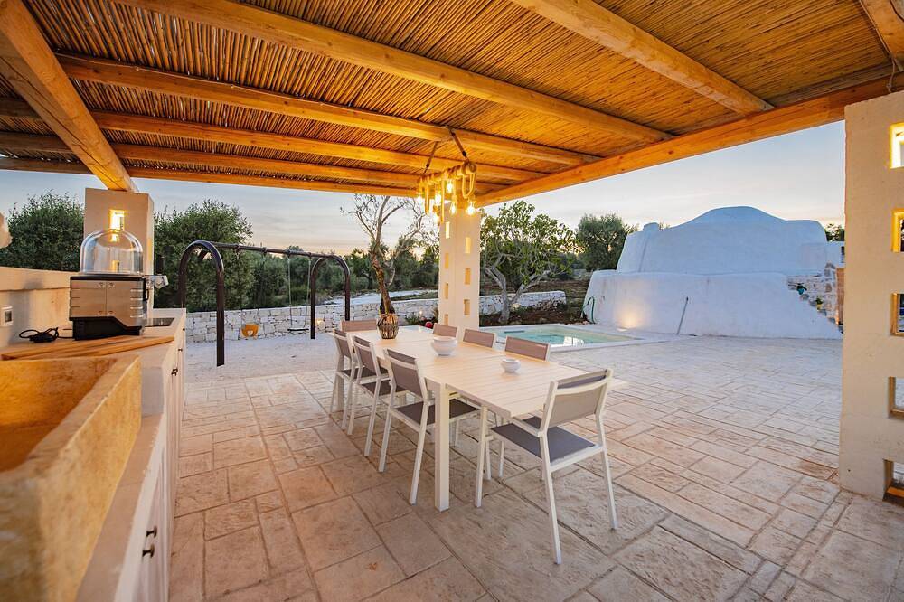 Trullo Lillo -Trullo & private swimming pool in Marina di Ostuni, Salento
