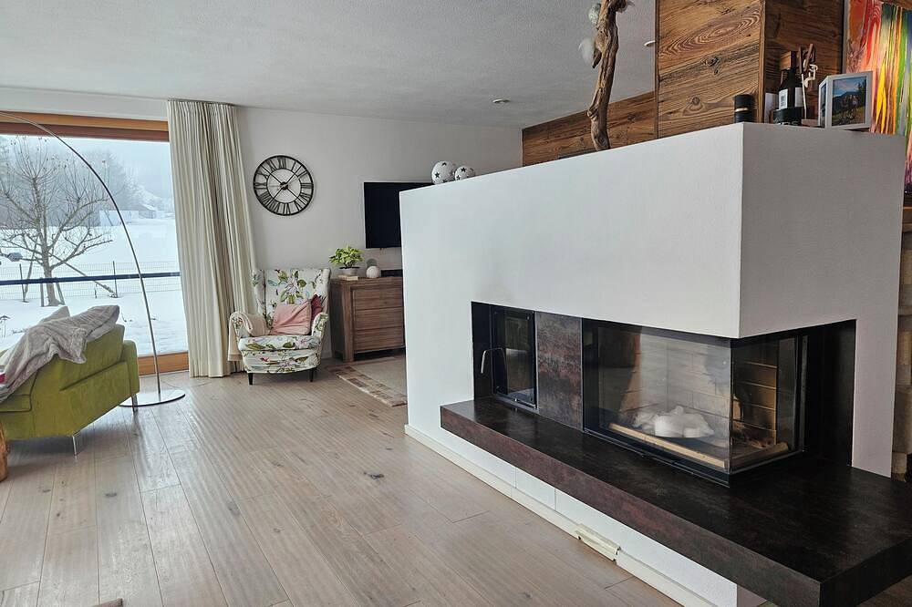 Gemütliches Ferienhaus mit großem Garten, Sauna und eigenem Badeplatz am Irrsee! in Salzkammergut-Berge, Mondsee & Irrsee