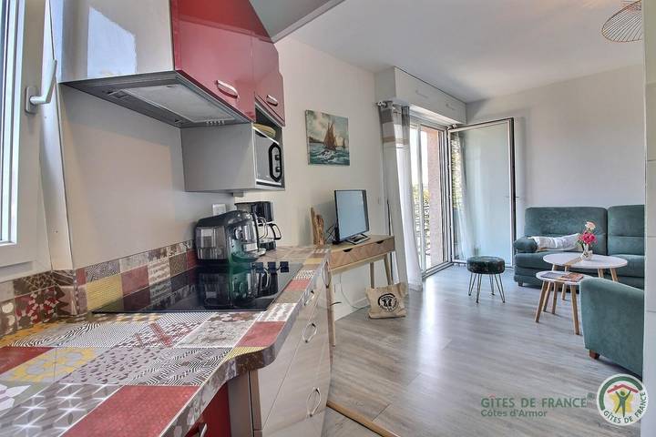 Gîte pour 4 personnes, avec terrasse dans Port du Linkin - 4