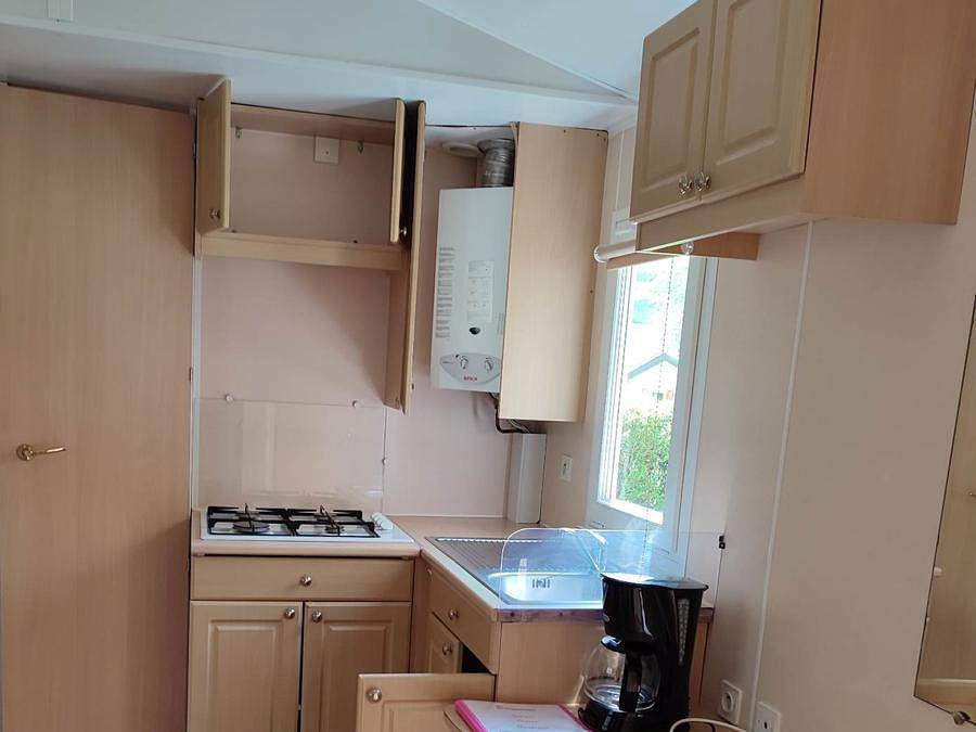 Camping La Vallée - Mobilheim 4 personen - Enzian in Perpezat, Regionaler Naturpark Volcans d'Auvergne