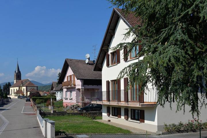 Gîte pour 5 personnes, avec jardin