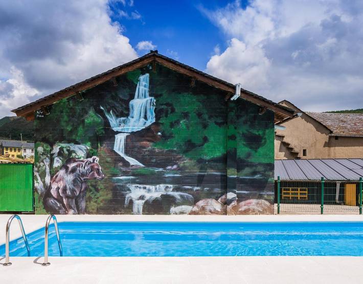 Casa rural con piscina para 2 personas, con Jardín en Eo-Navia