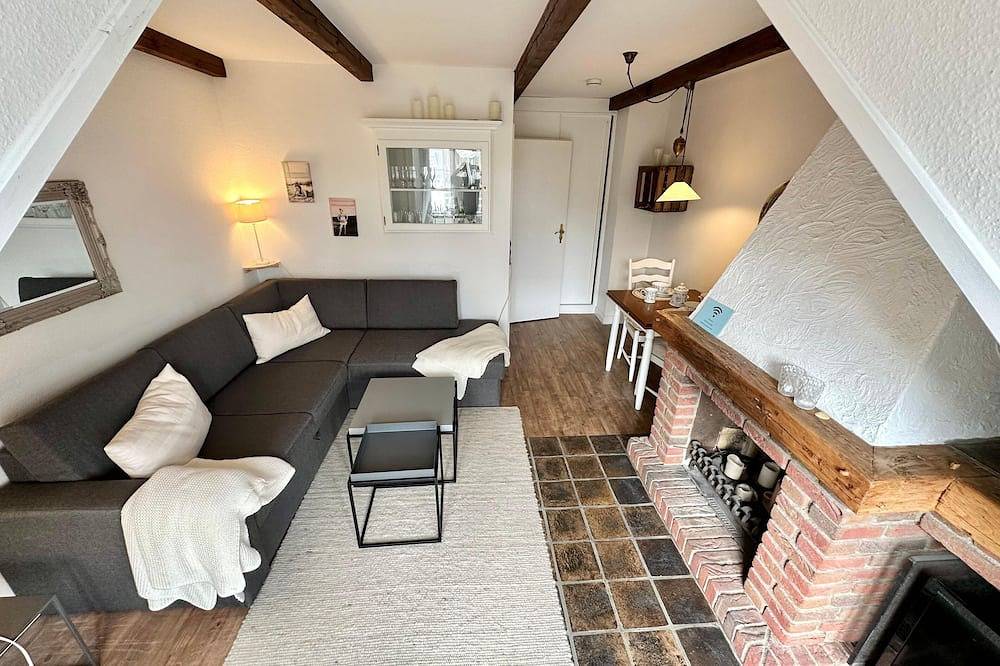 Ganze Wohnung, Ferienwohnung Käptn Teunis App D in Wenningstedt, Sylt