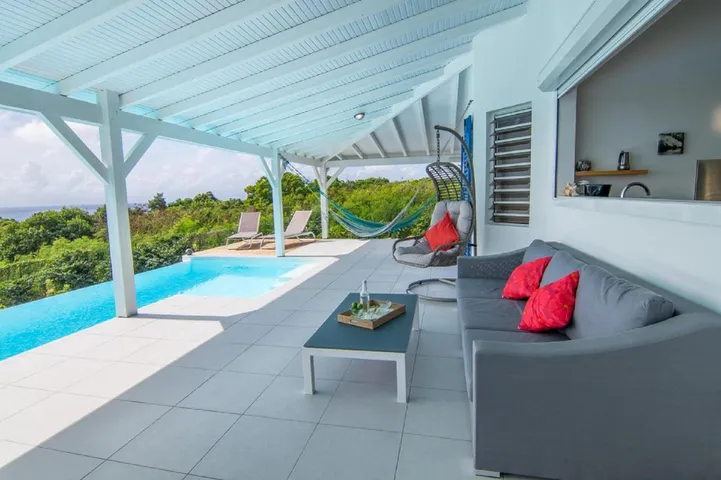 Villa for 5 people, with view and pool as well as garden - 1