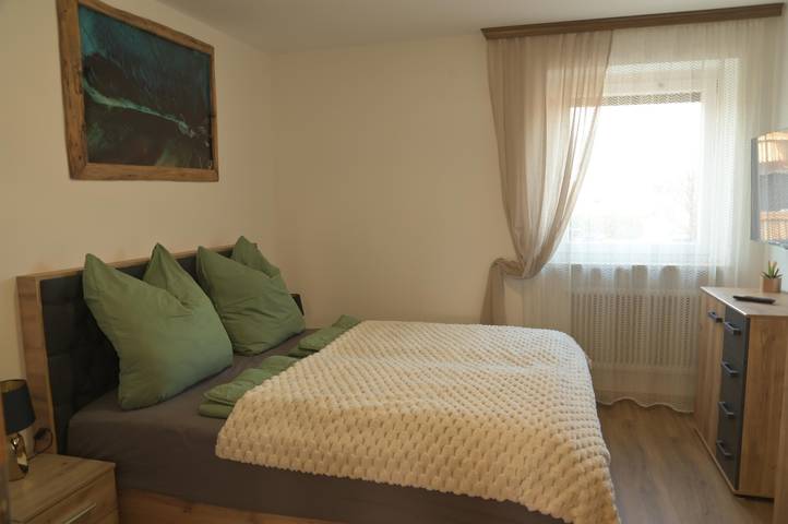 Ferienwohnung für 5 Personen, mit Balkon und Garten sowie Ausblick in Ebbs