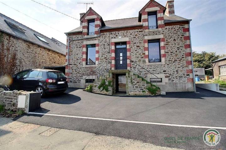 Gîte pour 6 personnes, avec jardin à Pordic - 4