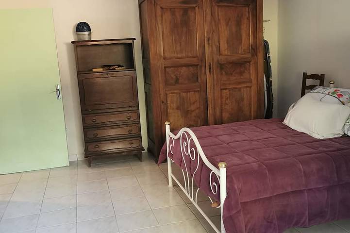 Gîte pour 8 personnes, avec jardin à Saint-Affrique - 3