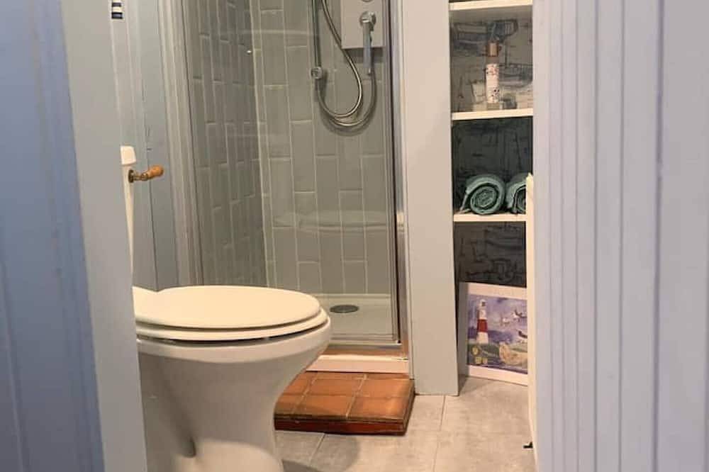 Ganze Wohnung, One bedroom, indoor fireplace. Right beside beach. in Kinghorn, Region Fife