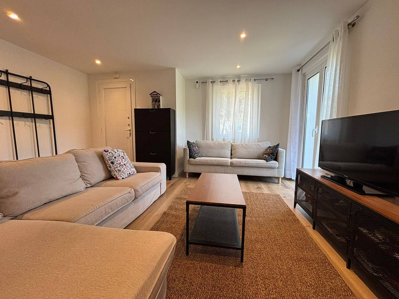 Beautiful house for 10, pool and garden in Urrugne in Urrugne, Bayonne region