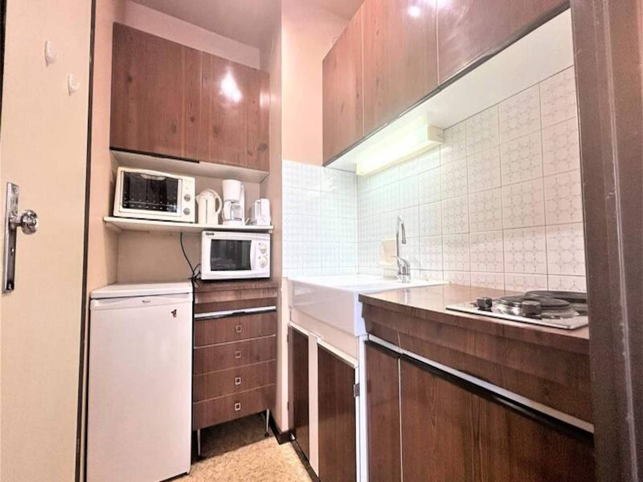 Apartamento entero, Estudio - 1 o 2 personas - Gréoux-les-Bains in Gréoux-les-Bains, Parc naturel régional du Verdon