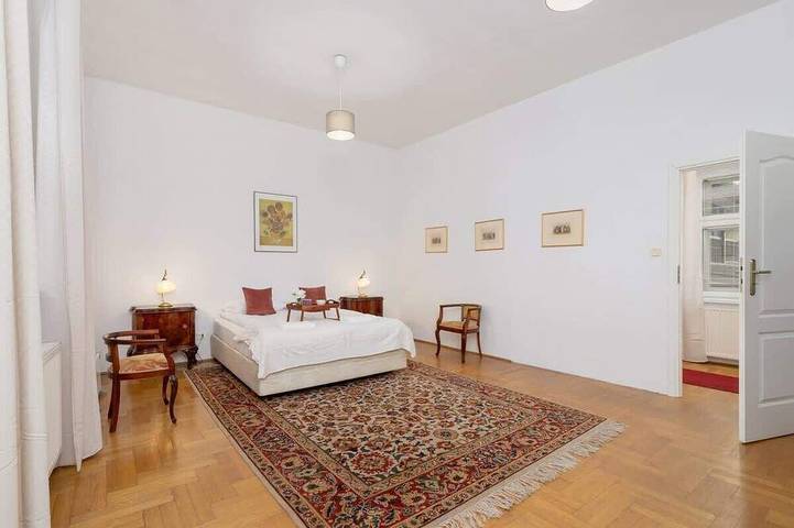 Ganze Wohnung, Geräumige Wohnung am Marktplatz | Balkon | Altstadt in Krakau, Kleinpolen