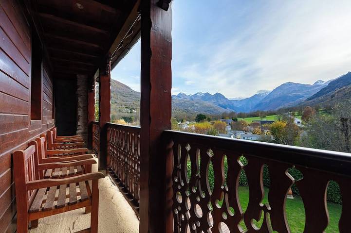 Chalet pour 13 personnes, avec balcon