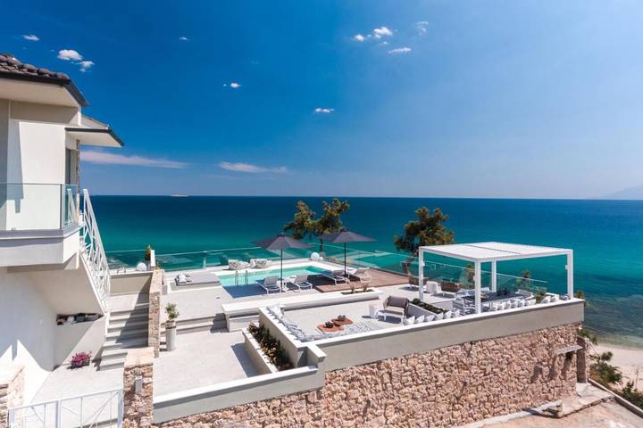Vakantiewoning voor 2 personen, with Balkon and Terras as well as Whirlpool and Tuin op Thassos