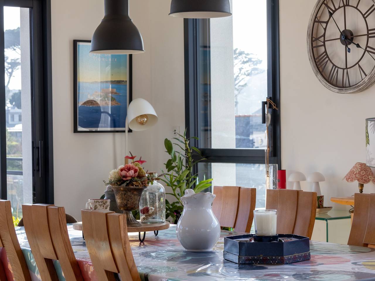 Villa 'Lumineuse Vue Mer 150m Plage' avec vue sur la mer, terrasse privée et Wi-Fi in Le Diben, Plougasnou