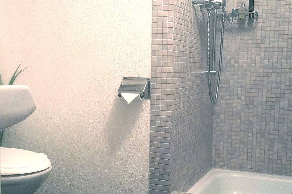 Appartamento intero, Your flat in the trend area of Zurich in Zurigo, Distretto di Zurigo