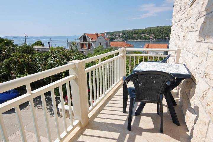 Apartament wakacyjny dla 2 osób, z balkon w Sumartin