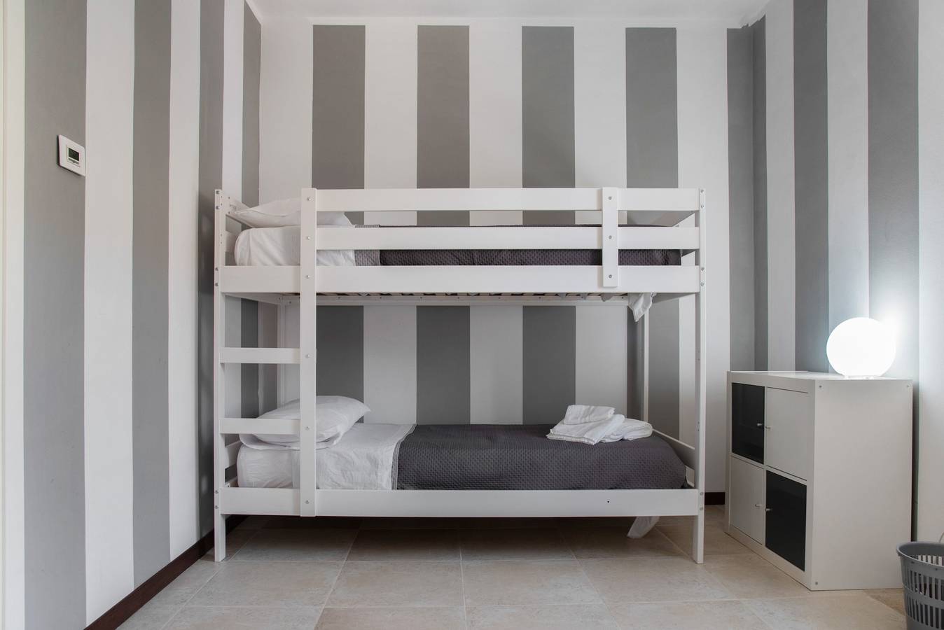 Ganze Wohnung, Wohnung 'Residenza La Fonte Primo Piano' mit privatem Balkon und Bergblick in Laveno-Mombello, Lago Maggiore (Lombardei)